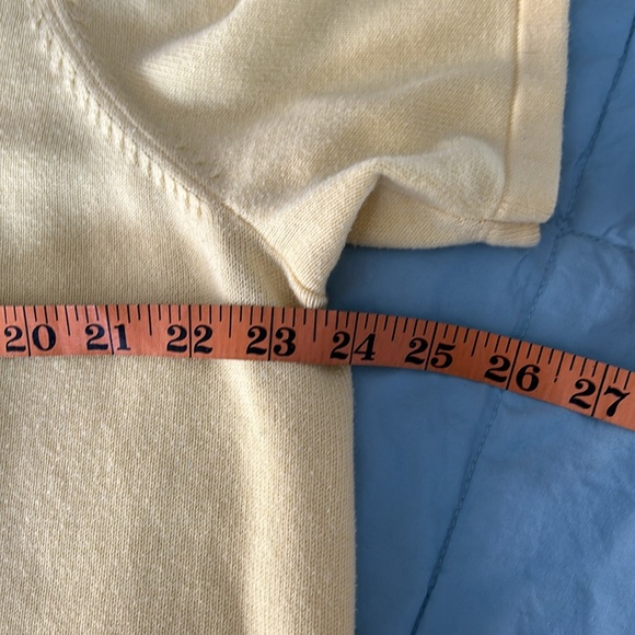 Liz Baker Woman Yellow 2X Short Sleeved Sweater - Picture 5 of 6